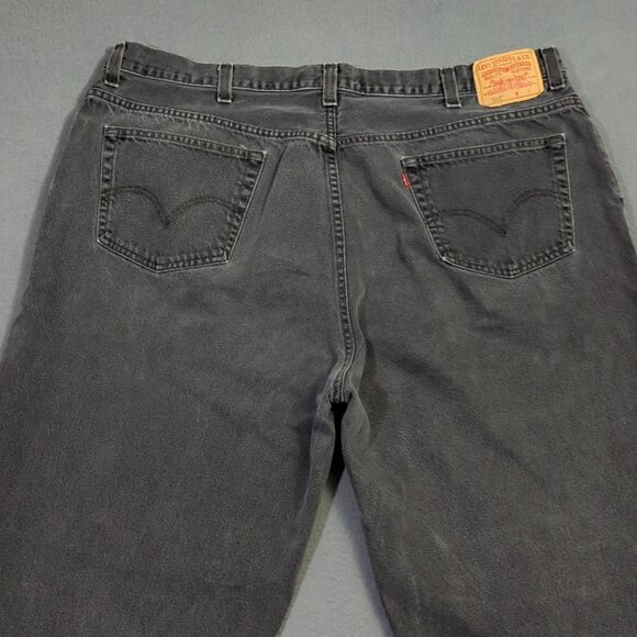 Levi's Jeans Men's 48x32 Fits 44x30 Black 560 Loose Fit Tapered Leg Denim - Picture 4 of 13